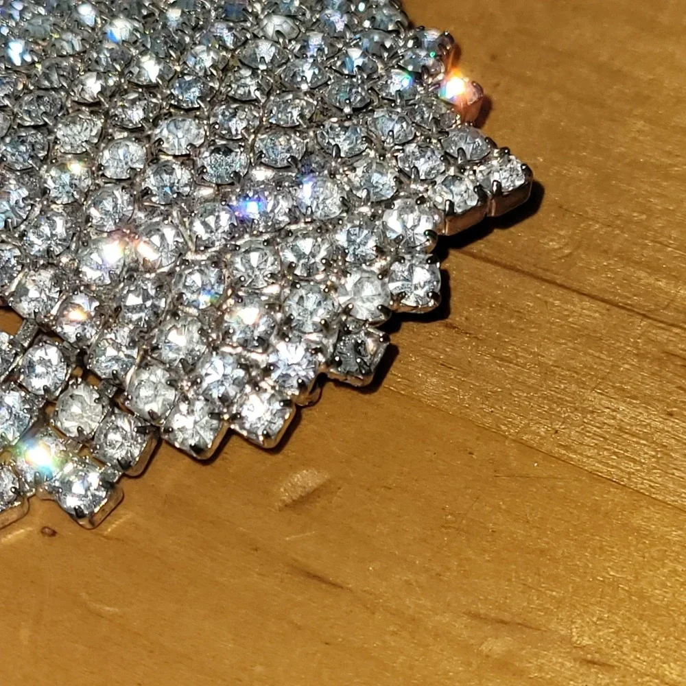 Vintage Art Deco Clear Rhinestone Waterfall Fringe Shield Brooch Pin